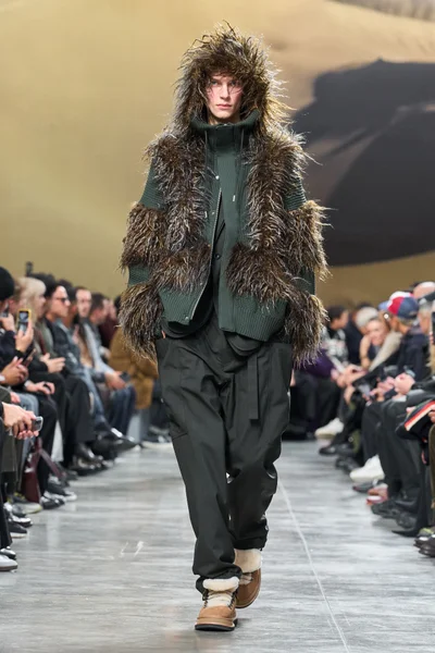 Look 2
